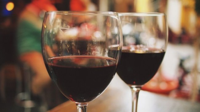 Красное вино помогает забеременеть - «Здоровая жизнь»