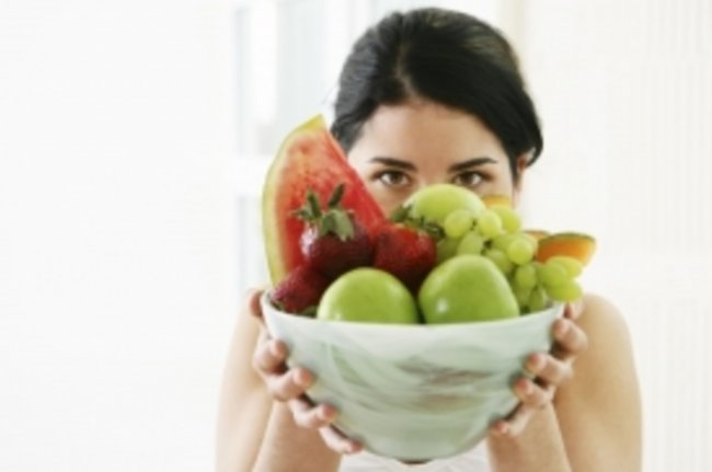 Загораем с помощью… овощей и фруктов - «Здоровая жизнь»