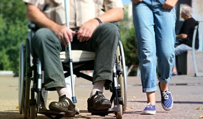Зубная паста довела британца до инвалидного кресла - «Здоровая жизнь»