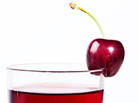 Вишневый сок - идеальный напиток для пожилых людей - «Здоровая жизнь»