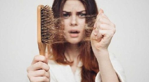 Названы болезни, вызывающие выпадение волос - «Дерматология»