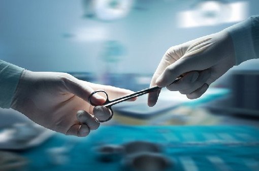 Влияет ли пол хирурга на выживаемость пациентов? - «Хирургия»