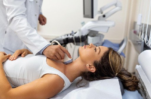 Врач Лебедева перечислила 10 веских причин сделать УЗИ щитовидной железы - «Новости Медицины»