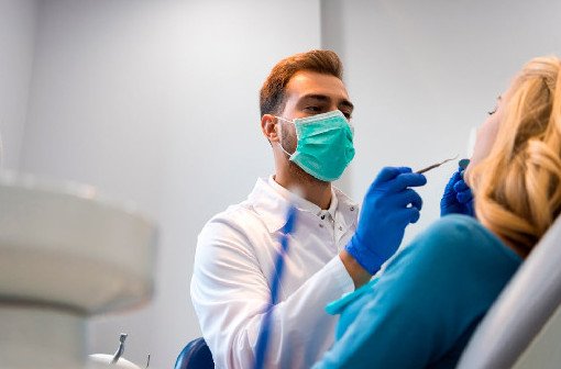 Установить имплант или сохранить зуб: что выбрать и как поступить правильней? - «Стоматология»