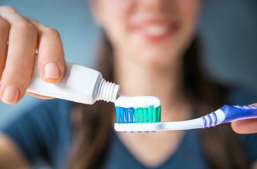 Стоматолог раскрыл секрет правильной чистки зубов - «Стоматология»