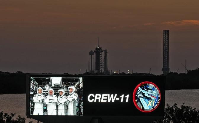 Один заболел - все на Землю: Орбитальная миссия Crew-11 на МКС завершается досрочно - Свободная Пресса - Здоровье. ЗОЖ. Составляющие ЗОЖ. Здравоохранение. Здравоохранение Российской Федерации. Медицинская помощь - «Новости Медицины»