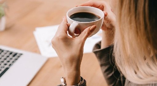 Три-четыре чашки кофе в день снижают риск хронических заболеваний печени - «Гастроэнтерология»